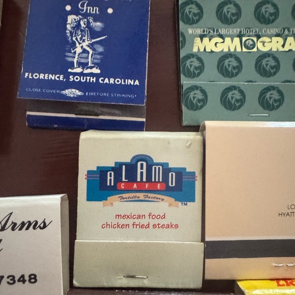 Colorful Matchbook Collection - Picture 8 of 10